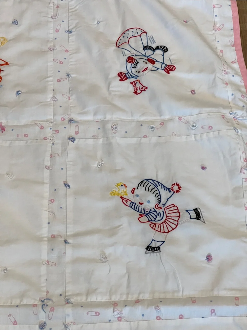 Vintage Floor Blanket - tummy time, baby blanket, quilt, 39x53”, embroidered